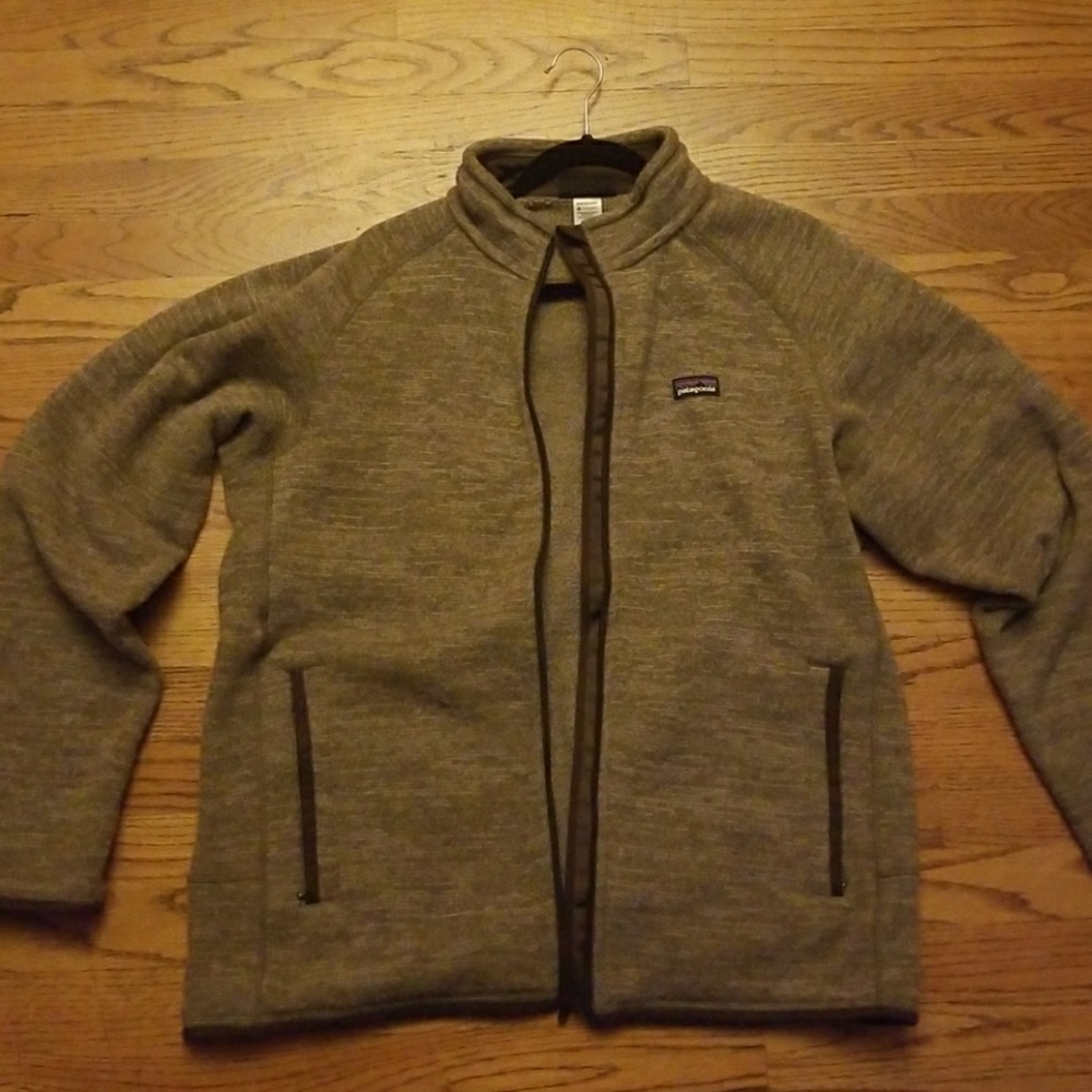 Large Patagonia sweater!!